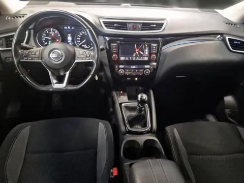 Nissan Qashqai 1.3 dig-t Business 140cv - Immagine 8