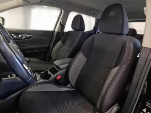 Nissan Qashqai 1.3 dig-t Business 140cv - Immagine 10