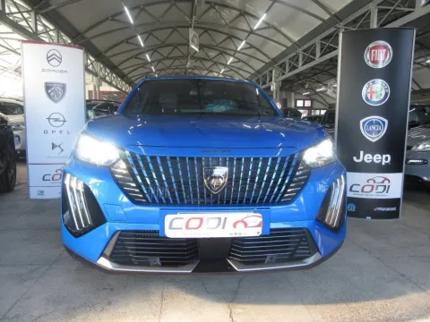 Peugeot 2008 1.5 bluehdi Allure s&s 130cv eat8 - Immagine 1