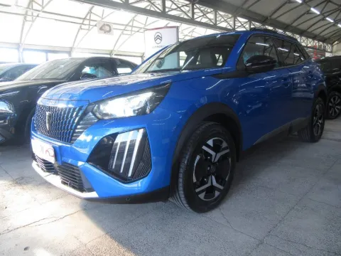 Peugeot 2008 1.5 bluehdi Allure s&s 130cv eat8 - Immagine 4