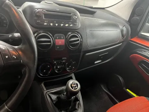 Fiat Qubo 1.3 mjt 16v Trekking 95cv - Immagine 9
