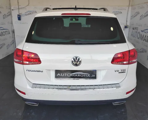 Volkswagen Touareg 3.0 V6 tdi Executive tiptronic - Immagine 6