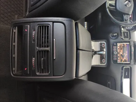 Volkswagen Touareg 3.0 V6 tdi Executive tiptronic - Immagine 23