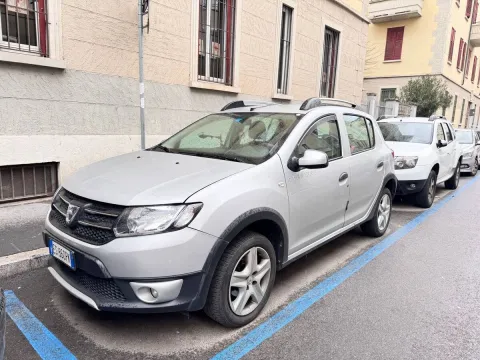 Dacia Sandero Stepway 1.5 dci Prestige 90cv - Immagine 1