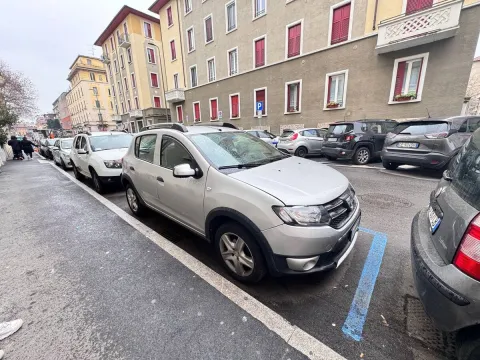 Dacia Sandero Stepway 1.5 dci Prestige 90cv - Immagine 2