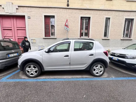 Dacia Sandero Stepway 1.5 dci Prestige 90cv - Immagine 6