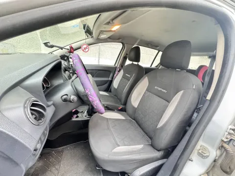 Dacia Sandero Stepway 1.5 dci Prestige 90cv - Immagine 8