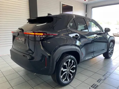 Toyota Yaris Cross 1.5h Trend fwd 130cv e-cvt - Immagine 6