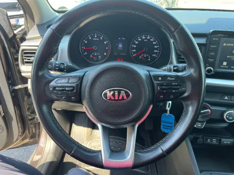 Kia Stonic 1.4 mpi eco Style Gpl 97cv my18 - Immagine 17