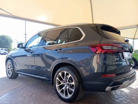 BMW X5 xdrive25d xLine auto - Immagine 9