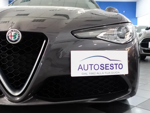 Alfa Romeo Giulia 2.2 t Business 160cv my19 - Immagine 10