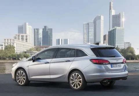 Opel Astra Sports Tourer 1.6 cdti Business Premium S&S 136cv - Immagine 5