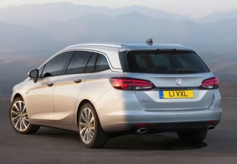 Opel Astra Sports Tourer 1.6 cdti Business Premium S&S 136cv - Immagine 6