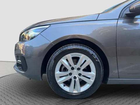 Peugeot 308 5p 1.5 bluehdi Active Business s&s 130cv eat8 my20 - Immagine 8