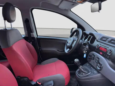 Fiat Panda 1.3 mjt 16v Lounge 75cv - Immagine 10