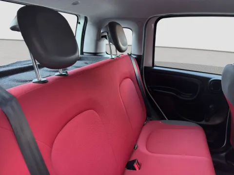 Fiat Panda 1.3 mjt 16v Lounge 75cv - Immagine 12