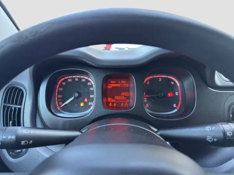 Fiat Panda 1.3 mjt 16v Lounge 75cv - Immagine 15