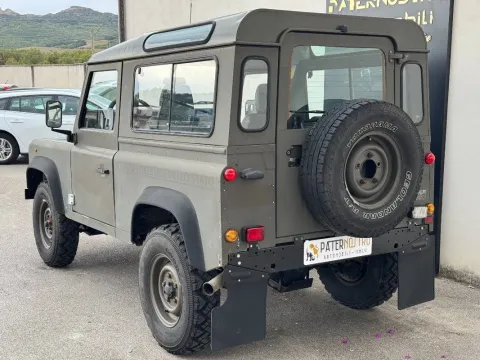 Land Rover Defender 90 2.5 td County SW - Immagine 3