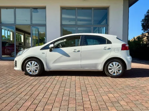 Kia Rio 5p 1.2 cvvt City E6 - Immagine 3