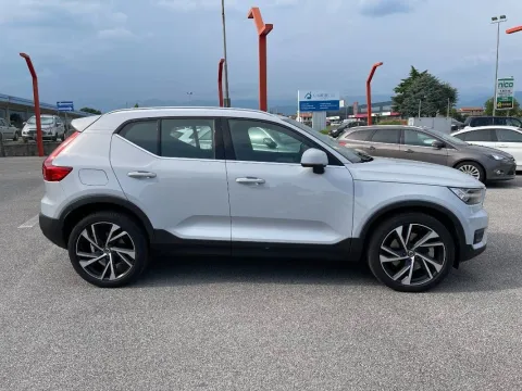 Volvo XC40 1.5 t5 phev Inscription auto my21 - Immagine 5