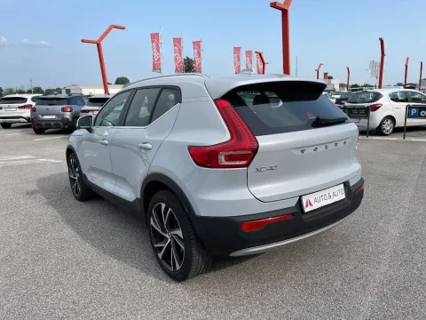 Volvo XC40 1.5 t5 phev Inscription auto my21 - Immagine 9