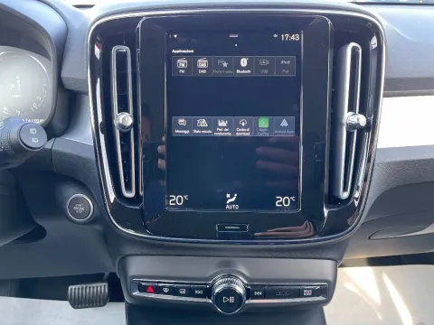 Volvo XC40 1.5 t5 phev Inscription auto my21 - Immagine 16