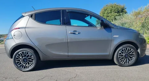 Lancia Ypsilon 1.3 mjt Mya s&s 95cv - Immagine 10