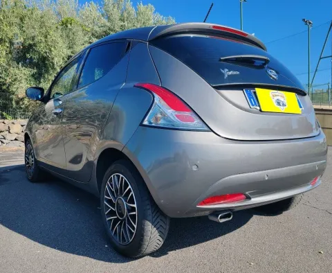 Lancia Ypsilon 1.3 mjt Mya s&s 95cv - Immagine 15