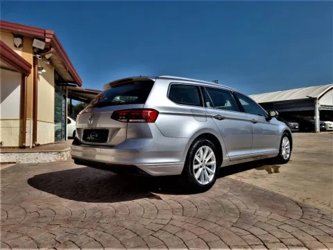 Volkswagen Passat Variant 1.6 tdi Business 120cv dsg - Immagine 7