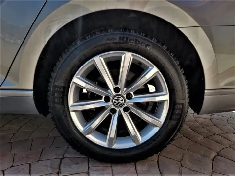 Volkswagen Passat Variant 1.6 tdi Business 120cv dsg - Immagine 10