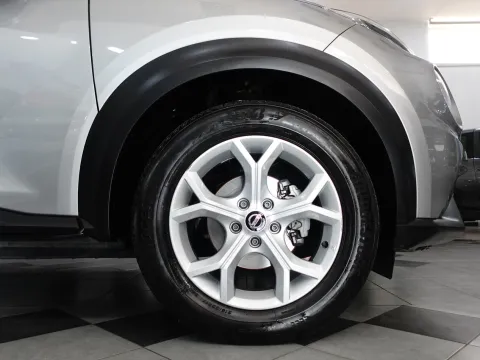 Nissan Juke 1.0 dig-t N-Connecta 114cv dct - Immagine 14