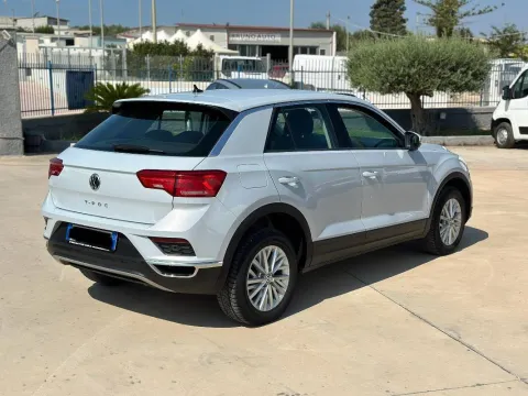 Volkswagen T-Roc 1.6 tdi Business - Immagine 5