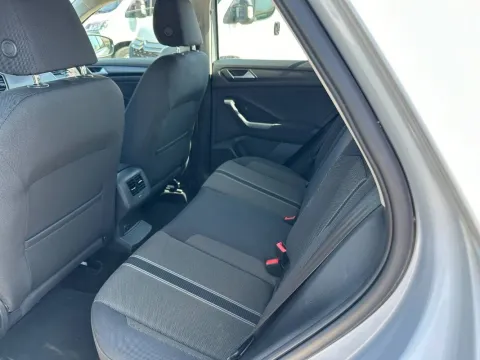 Volkswagen T-Roc 1.6 tdi Business - Immagine 7