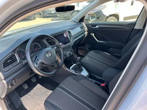 Volkswagen T-Roc 1.6 tdi Business - Immagine 8