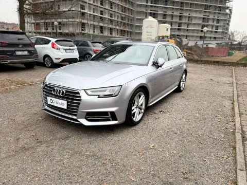Audi A4 Avant 40 2.0 tdi Edition quattro 190cv s-tronic - Immagine 1