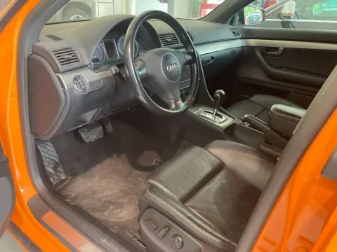 Audi S4 Avant 4.2 V8 quattro tiptronic - Immagine 9