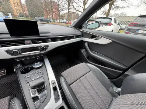 Audi A4 Avant 40 2.0 tdi Edition quattro 190cv s-tronic - Immagine 12