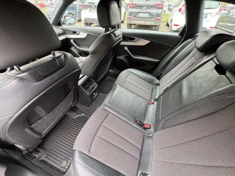 Audi A4 Avant 40 2.0 tdi Edition quattro 190cv s-tronic - Immagine 15