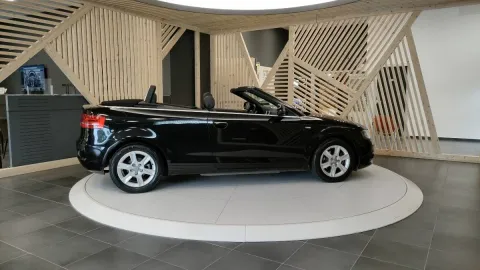 Audi A3 Cabrio 2.0 tdi Attraction - Immagine 3