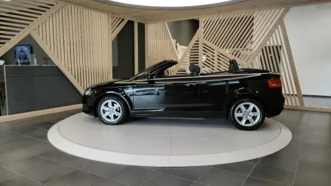 Audi A3 Cabrio 2.0 tdi Attraction - Immagine 10