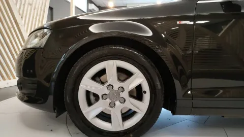 Audi A3 Cabrio 2.0 tdi Attraction - Immagine 14