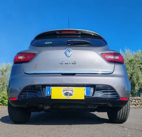 Renault Clio 5p 1.2 Live 75cv - Immagine 16