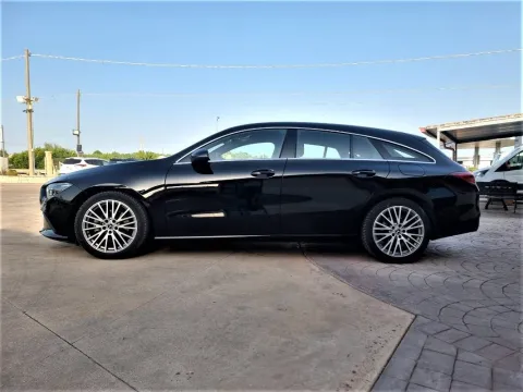 Mercedes CLA Shooting Brake 180 d Sport auto - Immagine 4