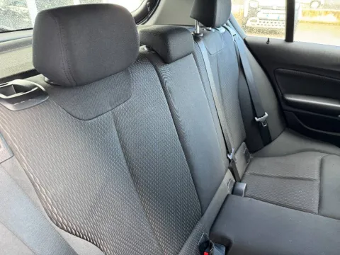 BMW 116d Urban 5p - Immagine 15