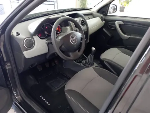Dacia Duster 1.6 Ambiance c/radio s/clima gpl 4x2 105cv - Immagine 7