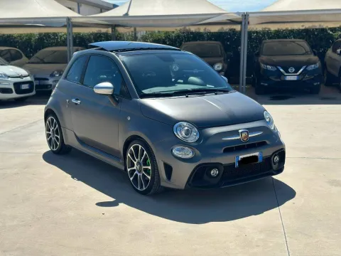 Abarth 595 1.4 t-jet Turismo 165cv auto my19 - Immagine 2