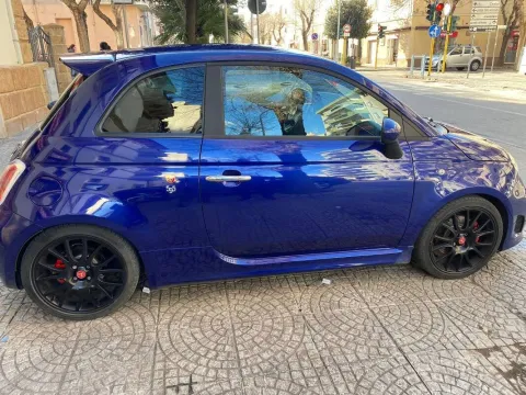 Abarth 595 1.4 16v t. t-jet Yamaha Factory Racing 160cv - Immagine 6