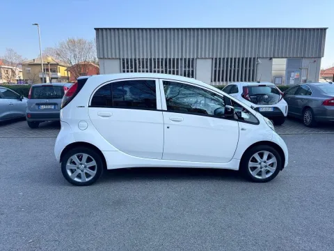 Peugeot iOn Active 49kW my13 - Immagine 4