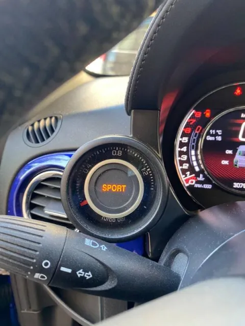 Abarth 595 1.4 16v t. t-jet Yamaha Factory Racing 160cv - Immagine 17