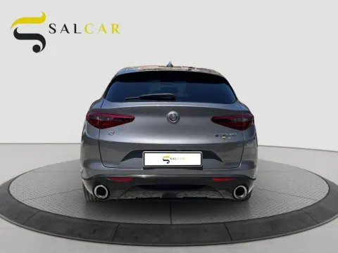 Alfa Romeo Stelvio 2.2 t Veloce Ti Q4 210cv auto - Immagine 5